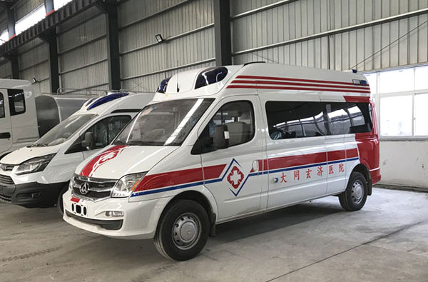 自贡紧急救护车现车