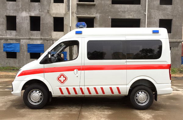 香港v80救护车配置