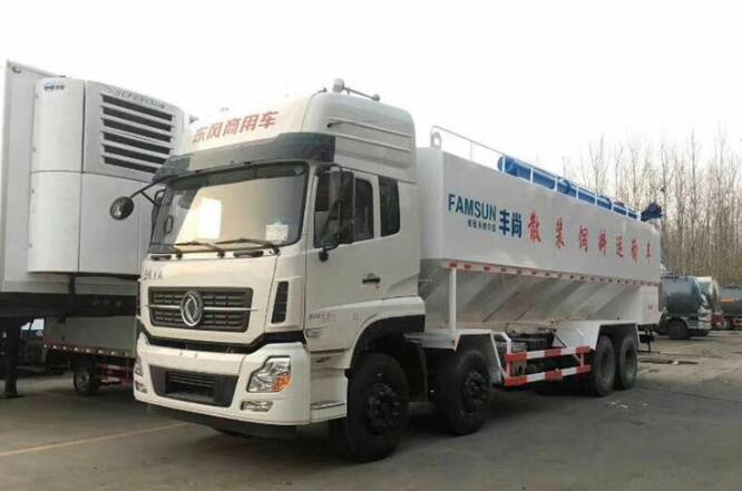 新疆东风10吨运饲料车现车价格公道程力集团在线咨询