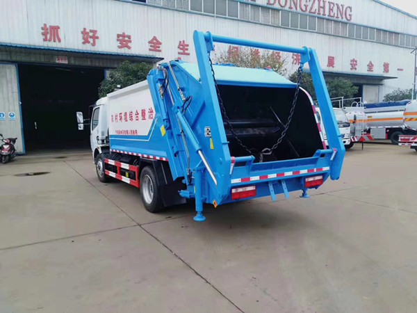 新疆东风8吨压缩垃圾车制造商